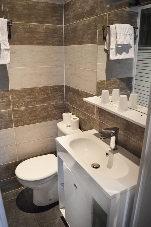 Hotel Moderne Saint-Denis  Room photo